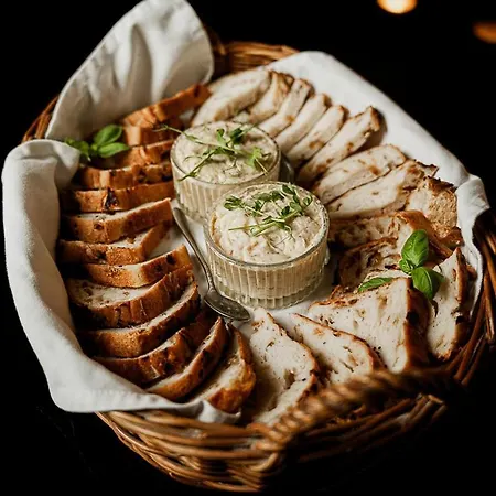 Falcon ジェシュフ