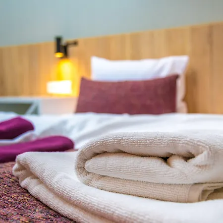 Falcon Hotel 3*