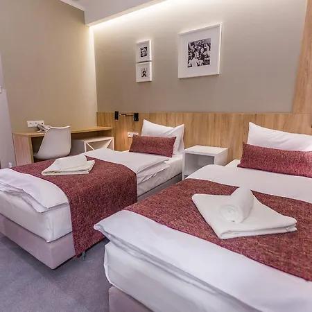 Falcon 3* ジェシュフ