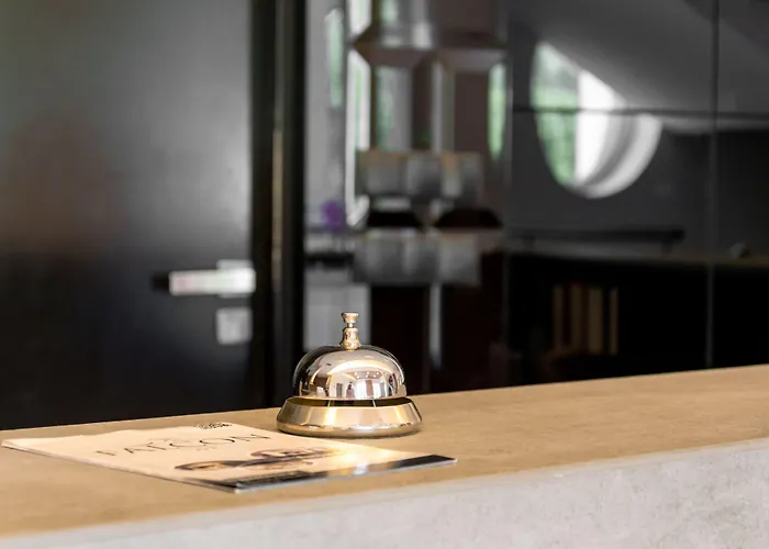 Falcon 3* رشيشوف