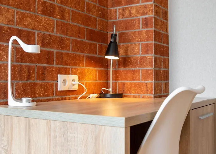 Falcon فندق رشيشوف